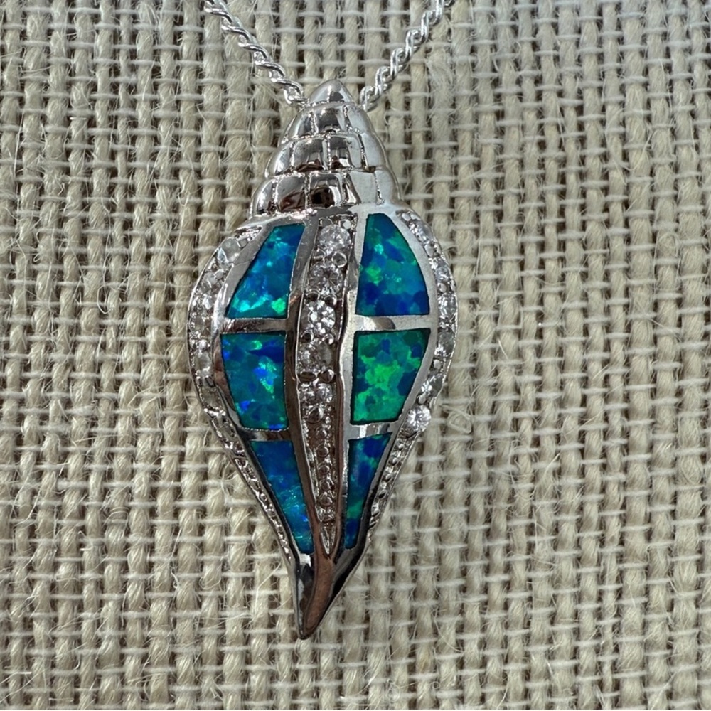 925 Silver - Shell Pendant With Opal - image 3